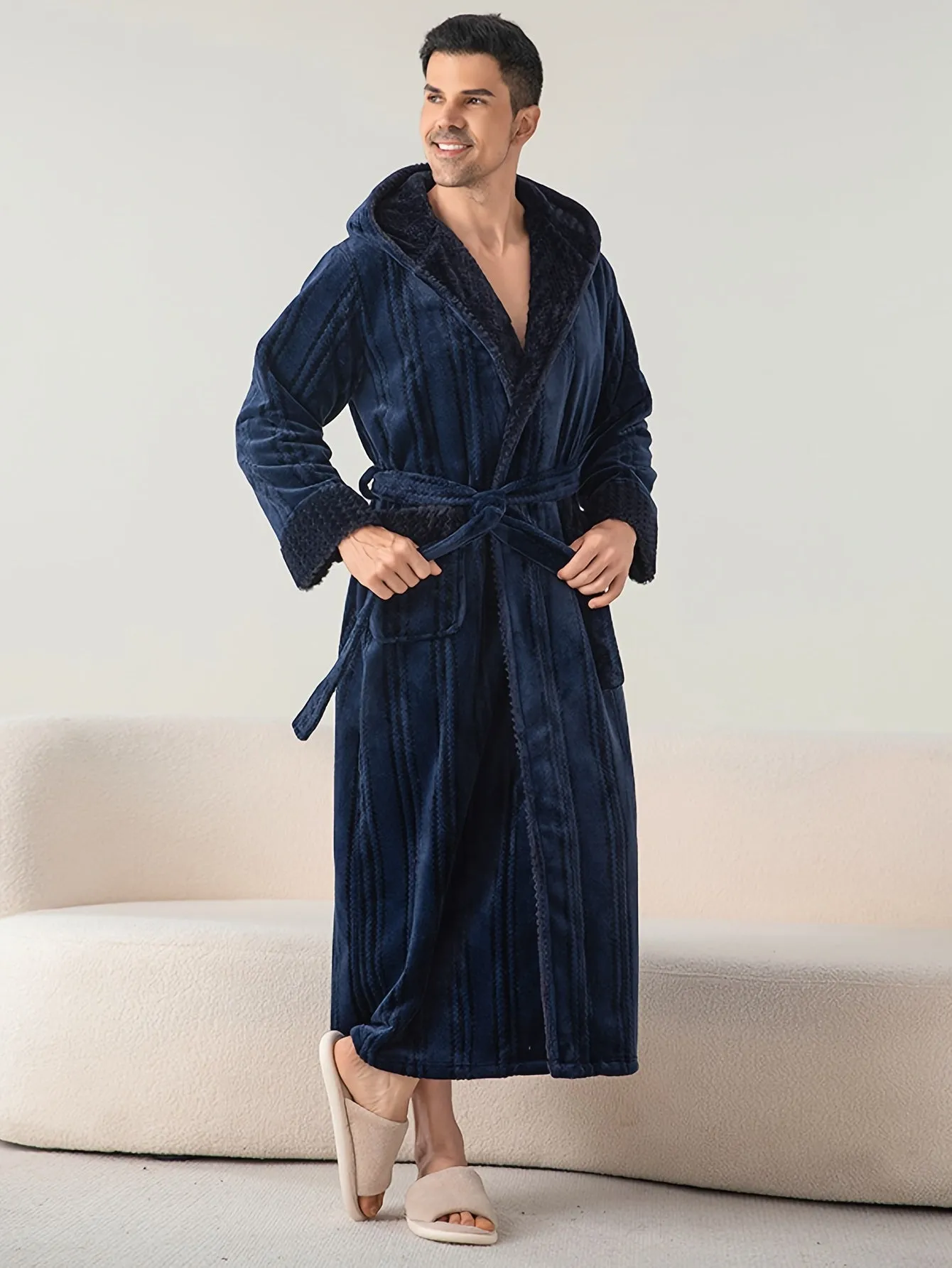 Cozy Plus-Size Hooded Bathrobe For Couples - Thick Double-Layer Jacquard Sleepwear With V-Neck & Pockets, Machine Washable - Perfect For Fall/Winter