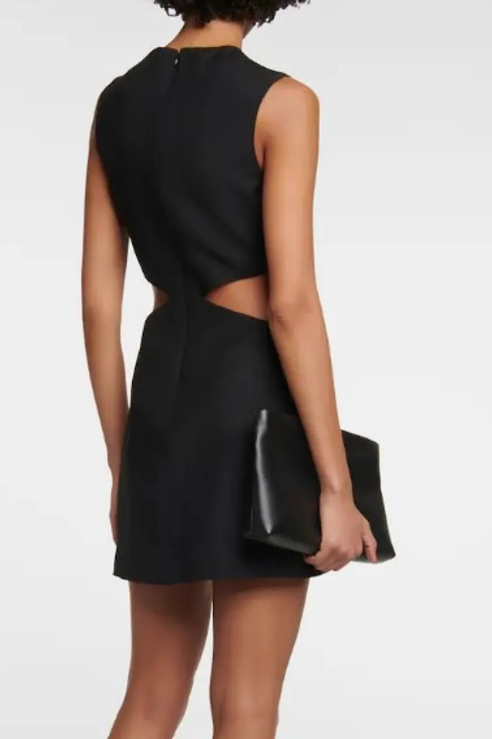Guri Black Dress
