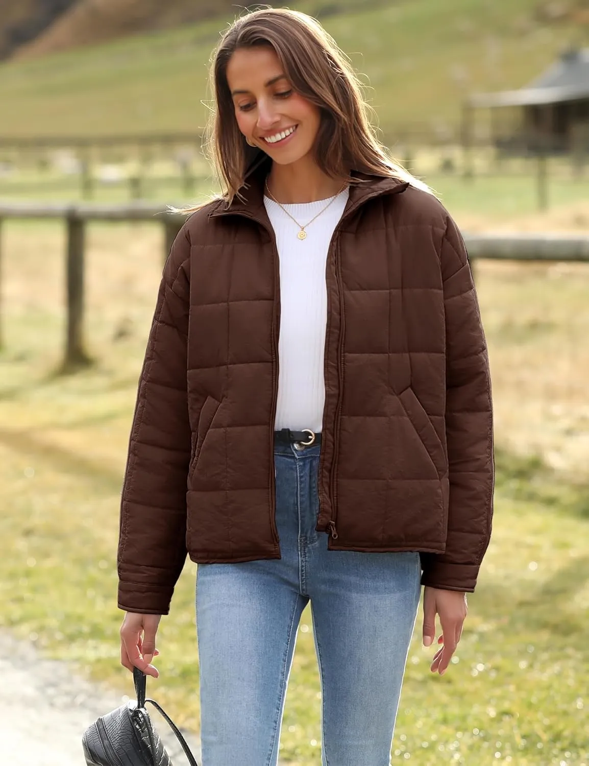 Huaqiao Womens Quilted Puffer Jackets Lightweight Zip up Short Winter Coat with Pockets