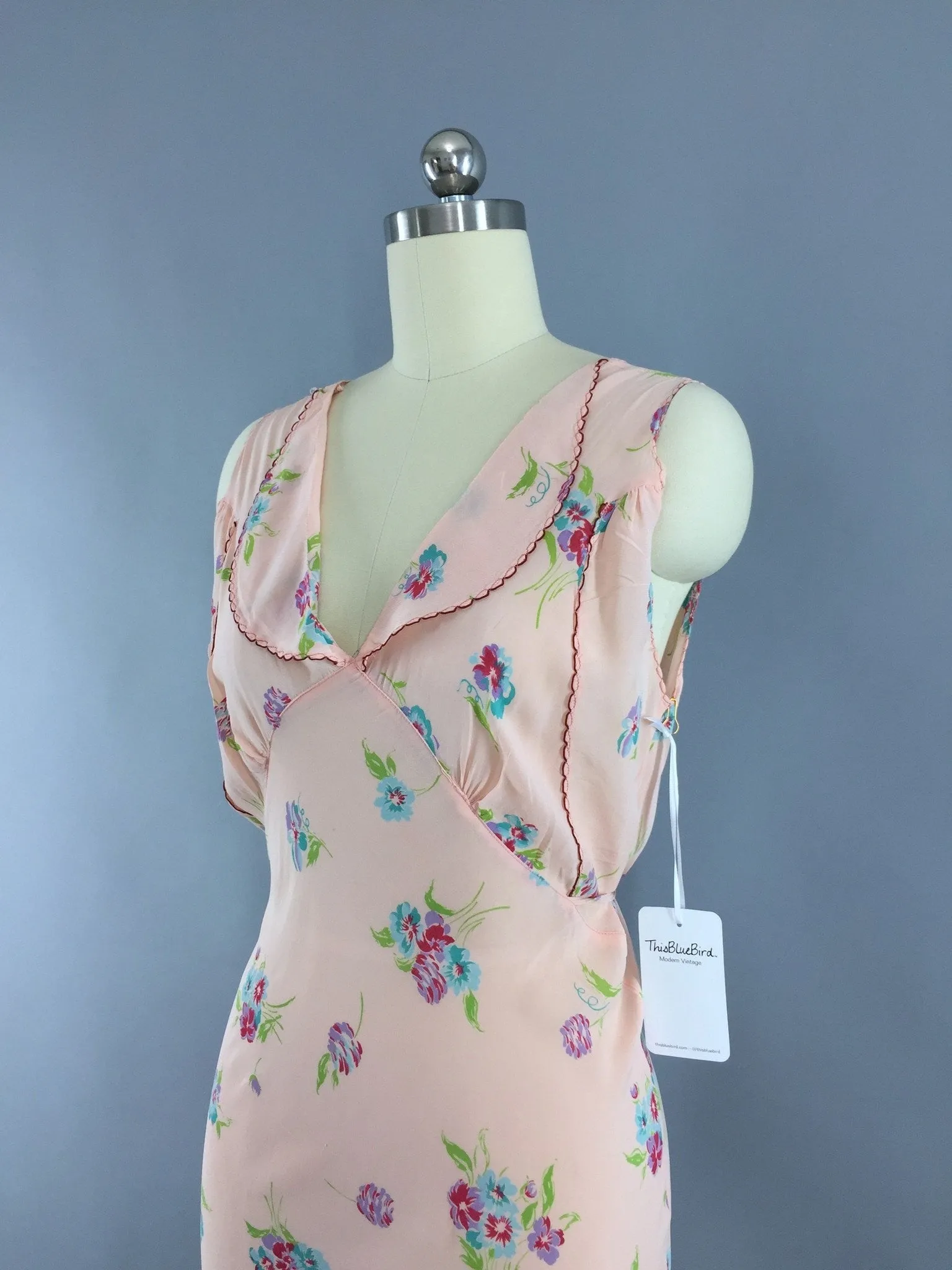 Vintage 1930s Bias Cut Floral Print Nightgown