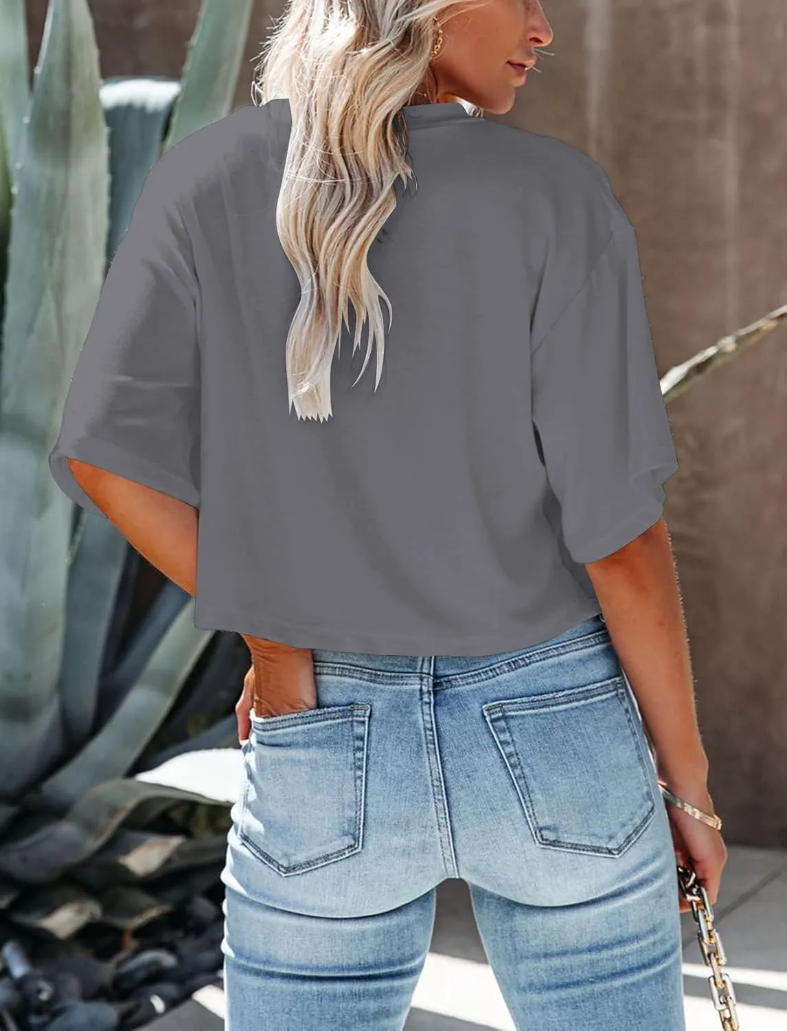 Yuccalley Women's Summer Crop Tops Short Sleeve Round Neck T-Shirt Basic Tees